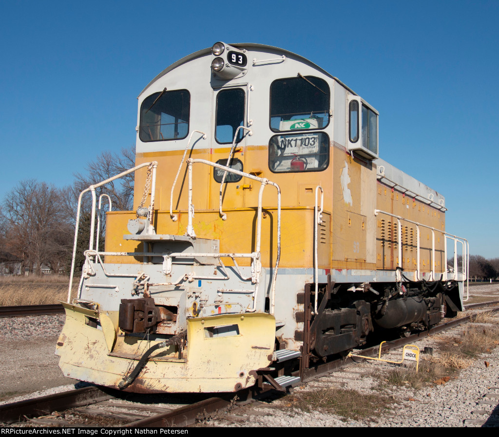 NEWX 93